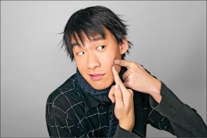 熬夜唸書配雞排+珍奶 1週就變「痘」花男